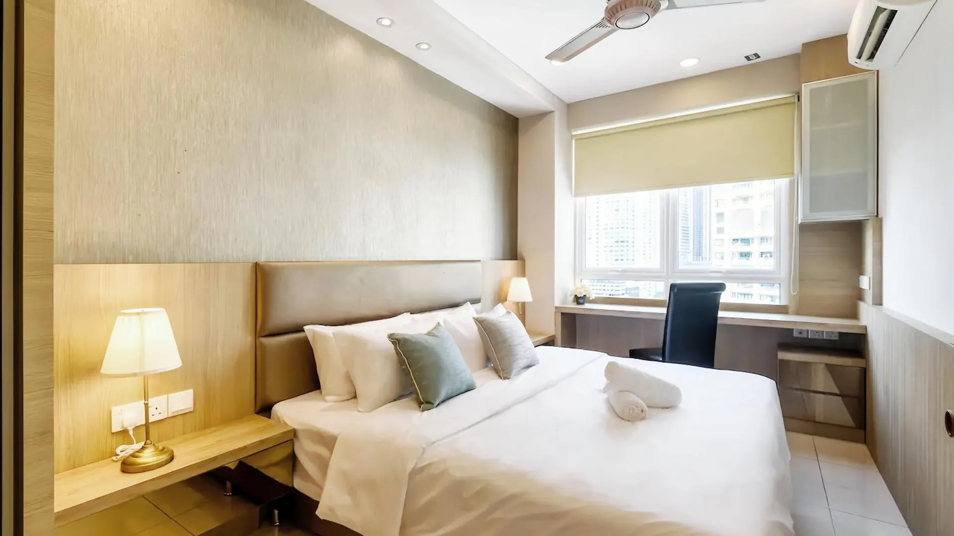 Mansion One George Town Apartman