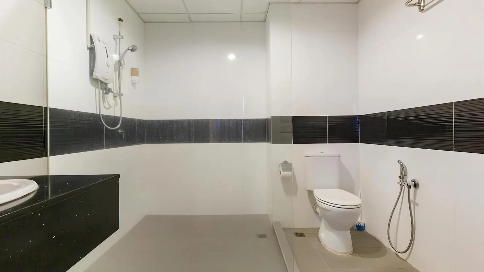 Mansion One George Town Apartman
